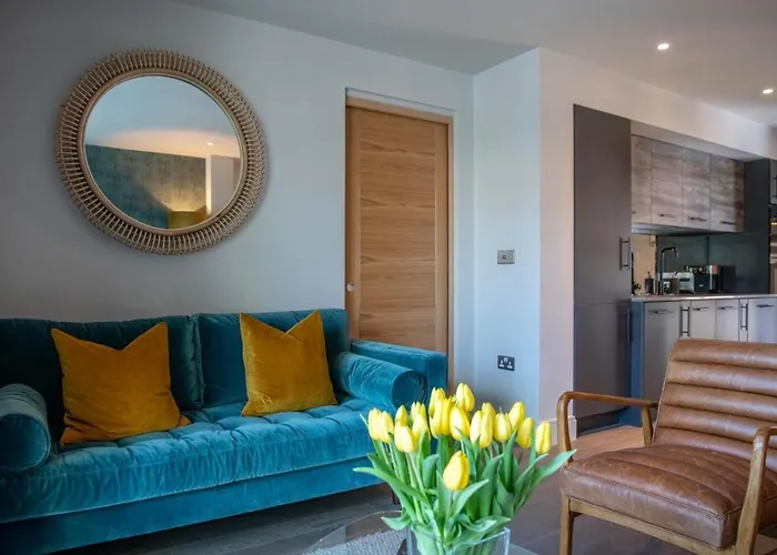 The Quadrant - The Larsen Suite